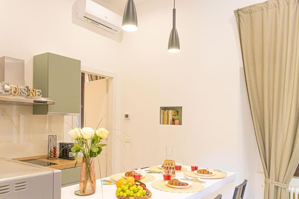 New Private Apt In Como Comfort - Elegant - Comfortable Eksteriør bilde
